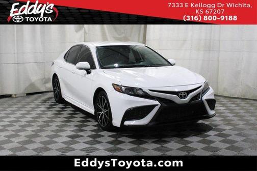 Super White 2021 Toyota Camry SE