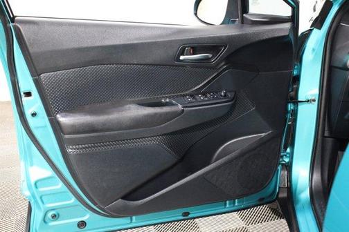 2018 Toyota C-HR XLE Premium