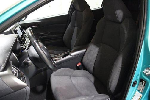 2018 Toyota C-HR XLE Premium