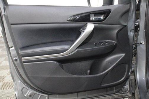 Alloy Silver Metallic 2024 Mitsubishi Eclipse Cross SE
