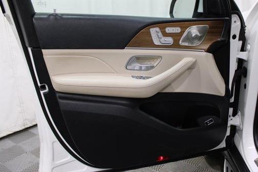 2021 Mercedes-Benz GLS 450 4MATIC