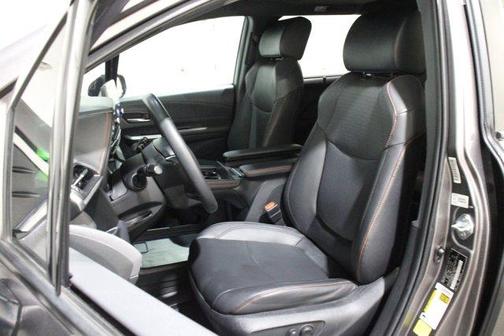 2021 Toyota Sienna XSE 7 Passenger