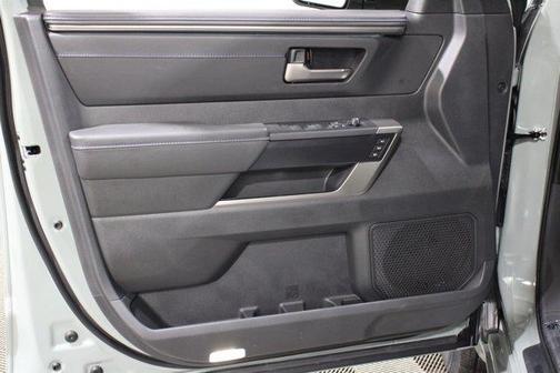 2026 Toyota Tundra Hybrid Platinum