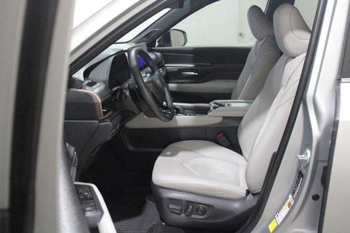 Celestial Silver Metallic 2024 Toyota Grand Highlander Hybrid MAX Platinum