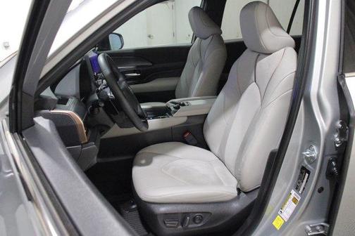 Celestial Silver Metallic 2024 Toyota Grand Highlander Hybrid MAX Platinum