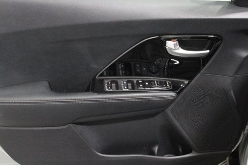 2020 Kia Niro Plug-In Hybrid EX