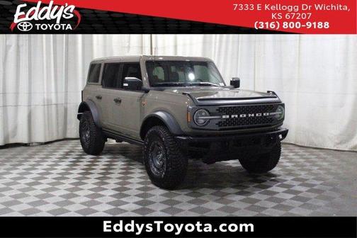 Gray 2025 Ford Bronco Badlands