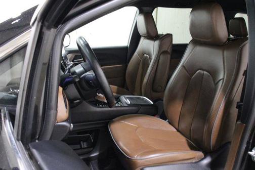 2021 Chrysler Pacifica Hybrid Limited