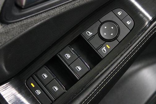 Black 2022 Nissan Rogue SV