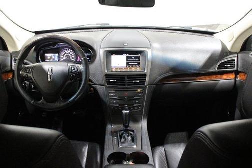 Ingot Silver Metallic 2019 Lincoln MKT Standard