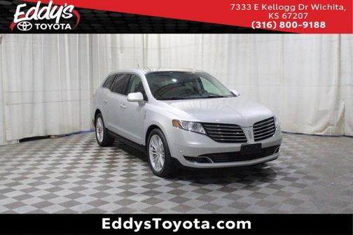 Ingot Silver Metallic 2019 Lincoln MKT Standard