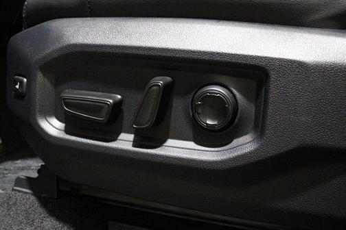Midnight Black Metallic 2026 Toyota Tundra Platinum