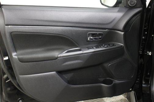 2024 Mitsubishi Outlander Sport S