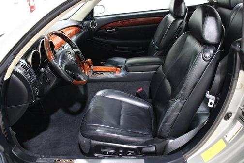 2005 Lexus SC 430
