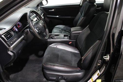 2017 Toyota Camry XSE