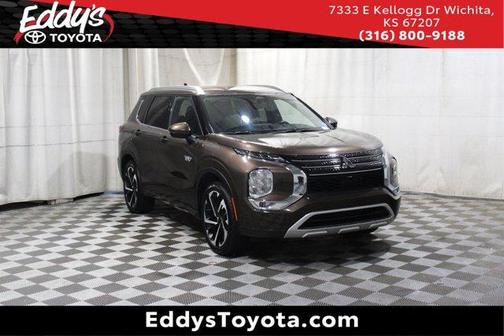 Deep Bronze Metallic 2024 Mitsubishi Outlander PHEV SEL