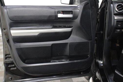 Black 2017 Toyota Tundra SR5