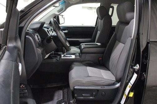 Black 2017 Toyota Tundra SR5