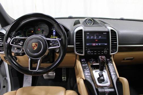 2018 Porsche Cayenne E-Hybrid S Platinum Edition