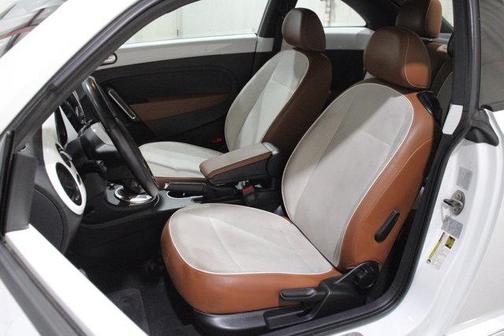 Pure White 2015 Volkswagen Beetle Auto 1.8T