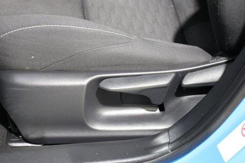 2020 Toyota Corolla Hatchback SE