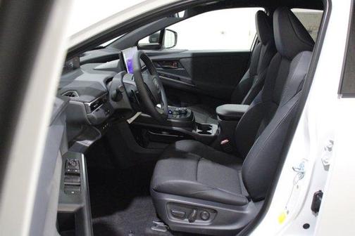 Wind Chill Pearl 2026 Toyota C-HR SE