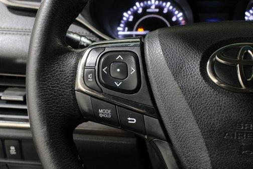 2018 Toyota Avalon XLE