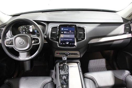 2022 Volvo XC90 T6 Inscription 6 Passenger