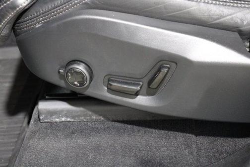2022 Volvo XC90 T6 Inscription 6 Passenger