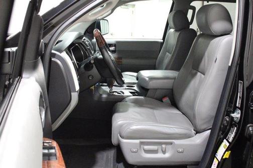 Midnight Black Metallic 2019 Toyota Sequoia Platinum
