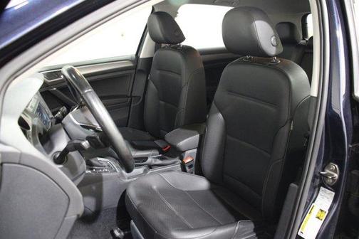 2017 Volkswagen Golf TSI Wolfsburg Edition 4-Door