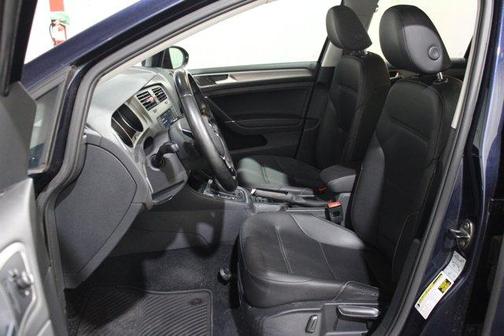 2017 Volkswagen Golf TSI Wolfsburg Edition 4-Door