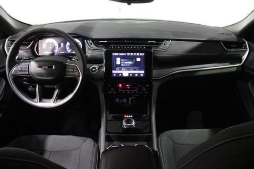 2024 Jeep Grand Cherokee Laredo X