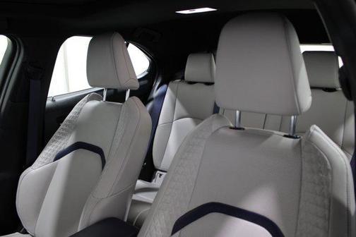 2021 Lexus UX 250h Base