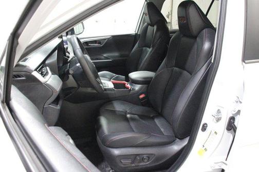 Ice 2024 Toyota RAV4 TRD Off Road