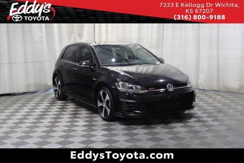 Deep Black Pearl Effect 2019 Volkswagen Golf GTI 2.0T S