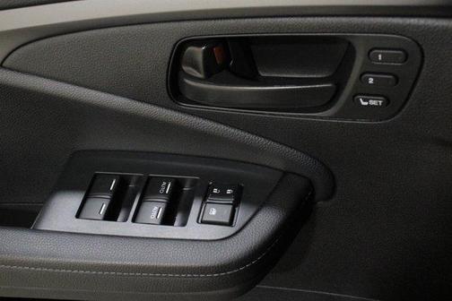 Sonic Gray Pearl 2023 Honda Passport EX-L