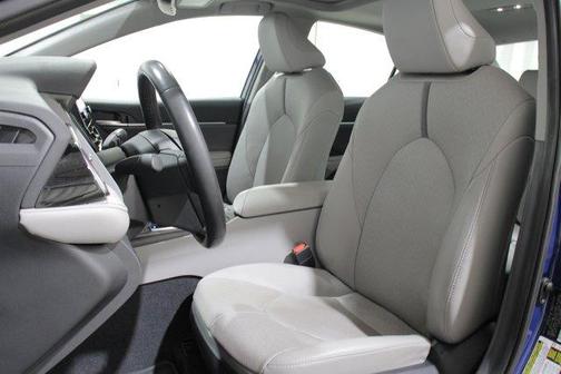 2024 Toyota Camry Hybrid XLE