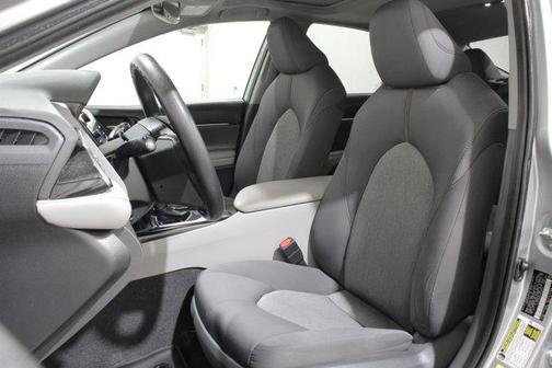 2020 Toyota Camry Hybrid LE