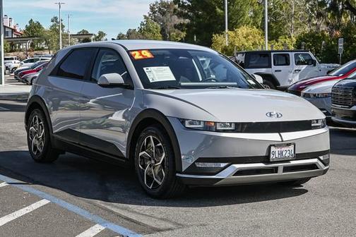 2024 Hyundai IONIQ 5 SEL
