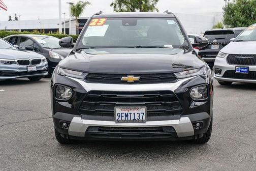 Mosaic Black Metallic 2023 Chevrolet Trailblazer LT