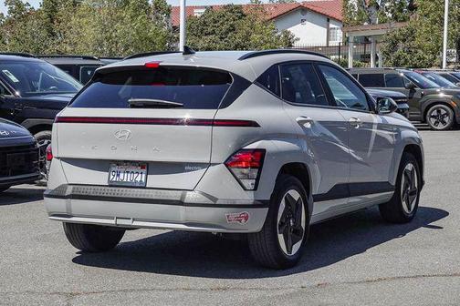 Cyber Gray Metallic 2024 Hyundai KONA EV SEL