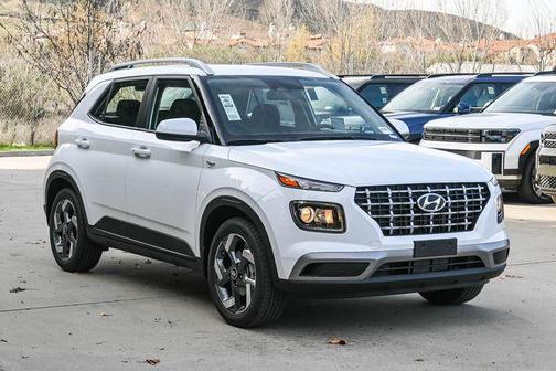 Lunar White 2026 Hyundai VENUE SEL
