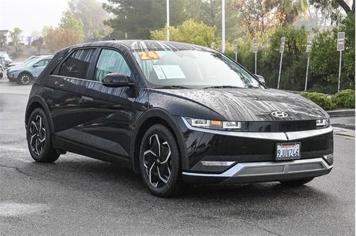 2024 Hyundai IONIQ 5 SEL