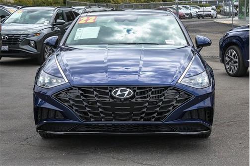 2022 Hyundai SONATA Limited