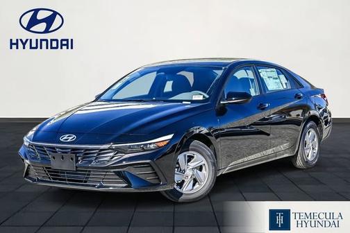 Black 2026 Hyundai ELANTRA SE