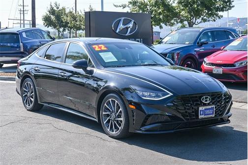2022 Hyundai SONATA Limited