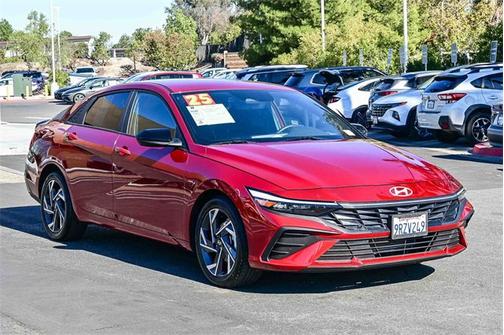 2025 Hyundai ELANTRA SEL Sport