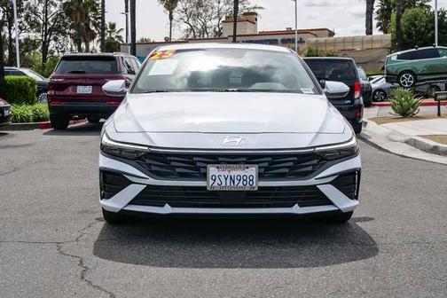 White 2025 Hyundai ELANTRA SEL Convenience
