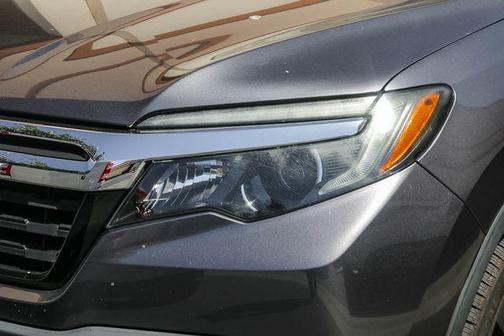 Modern Steel Metallic 2018 Honda Ridgeline RTL-E